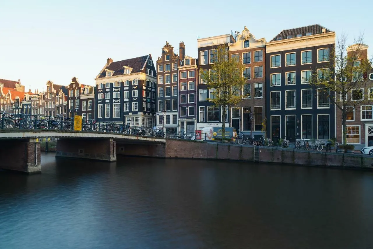 18Th Century Groundfloor Canal House With Patio/Garden Amsterdam Netherlands